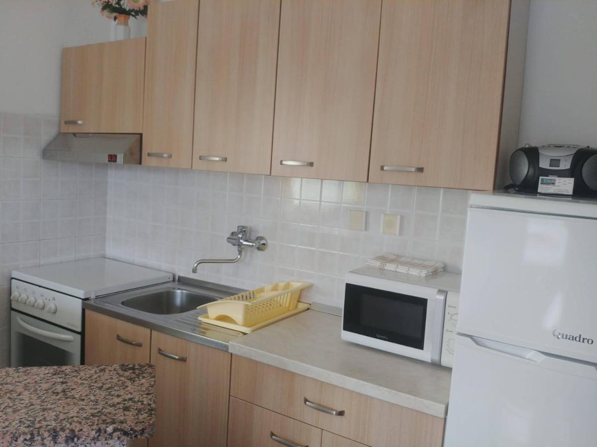 Apartments With A Parking Space Kornic, Krk - 5306 المظهر الخارجي الصورة